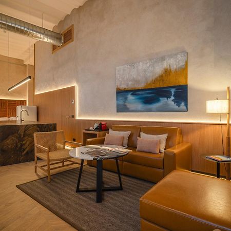 City Center - Avenue Luxury Apartment - Private Free Parking Sevilla Eksteriør billede