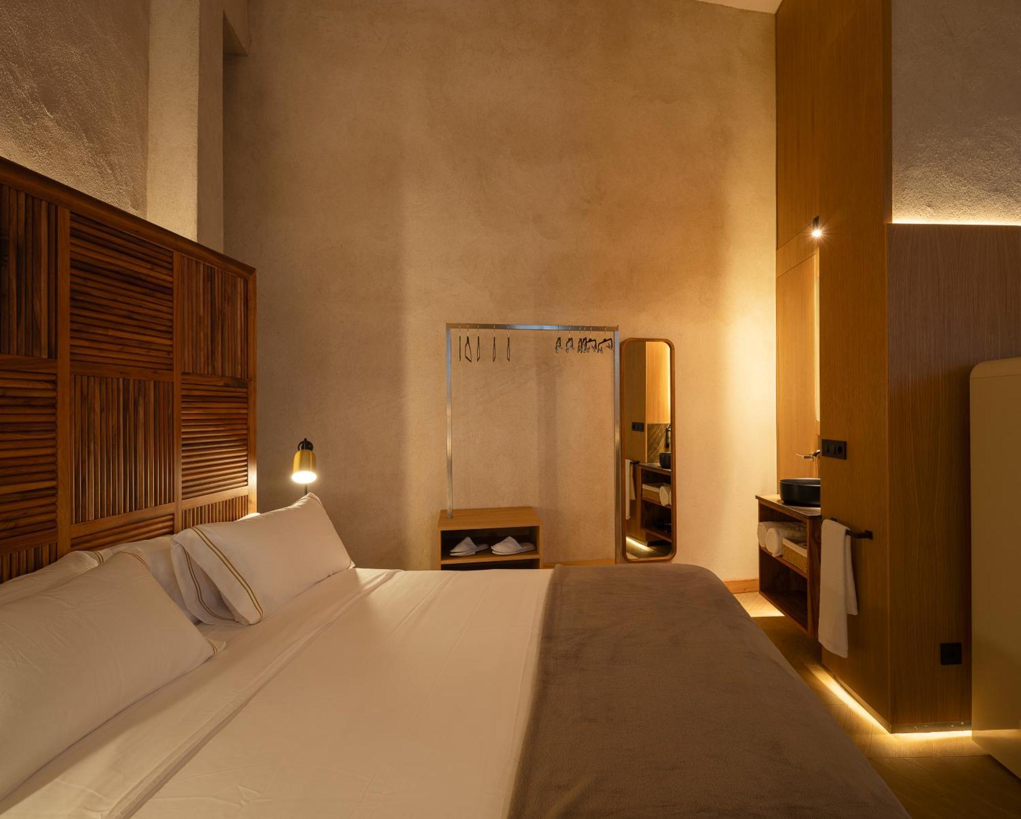City Center - Avenue Luxury Apartment - Private Free Parking Sevilla Eksteriør billede